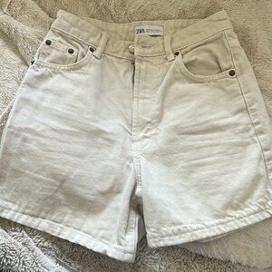 ZARA SHORTS